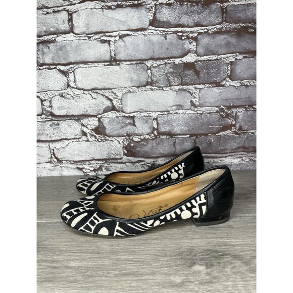 Tibi New York White Black Canvas Leather Ballet Flats Women’s Sz 7B US/37.5EU - Picture 11 of 16